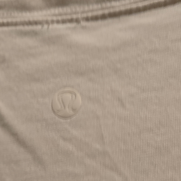 lululemon athletica Cream and Green Botanical Long Sleeve Tee - Picture 3 of 6